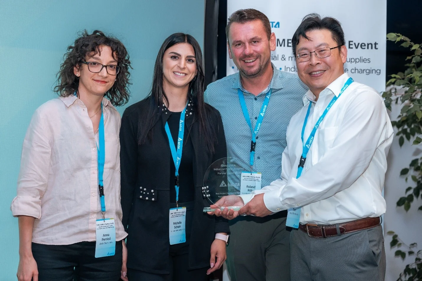 Best Project Distribution Partner: Neumüller Elektronik